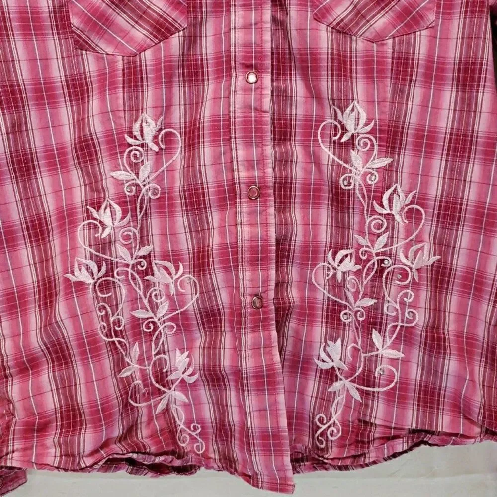 LifeStyle Pink Plaid Embroidered Western Snap Shirt Women's Size S Long Sleeve
